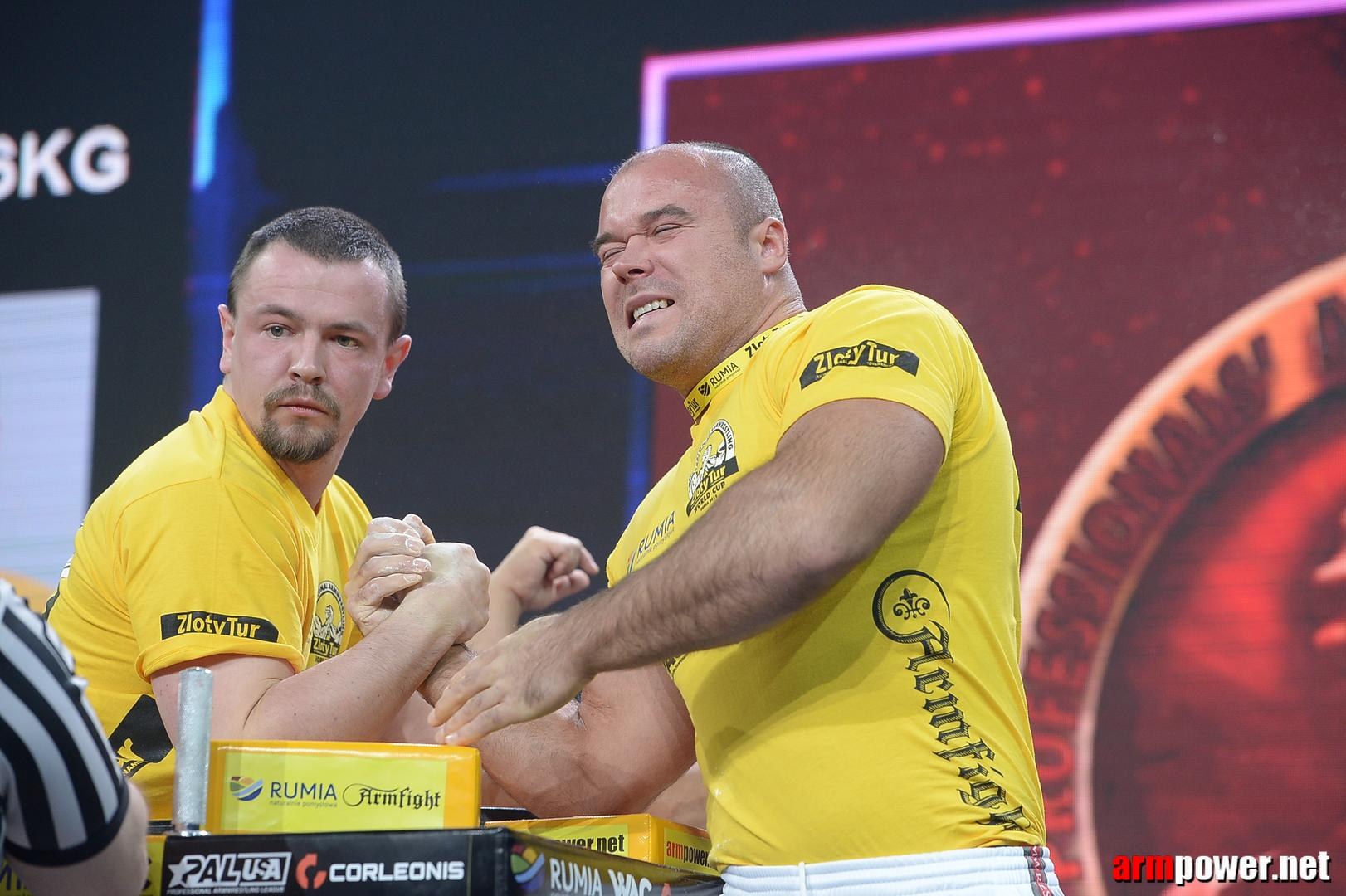 Zloty Tur 2015 By Mark Kazus Right Hand