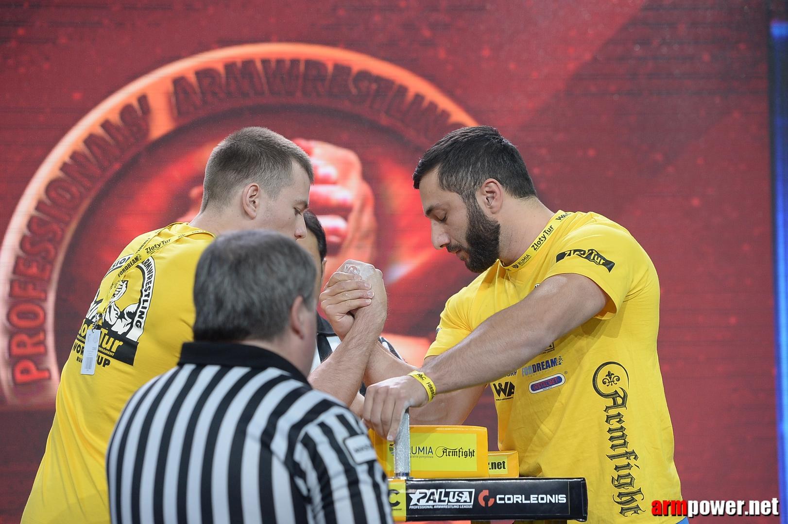 Zloty Tur 2015 By Mark Kazus Right Hand