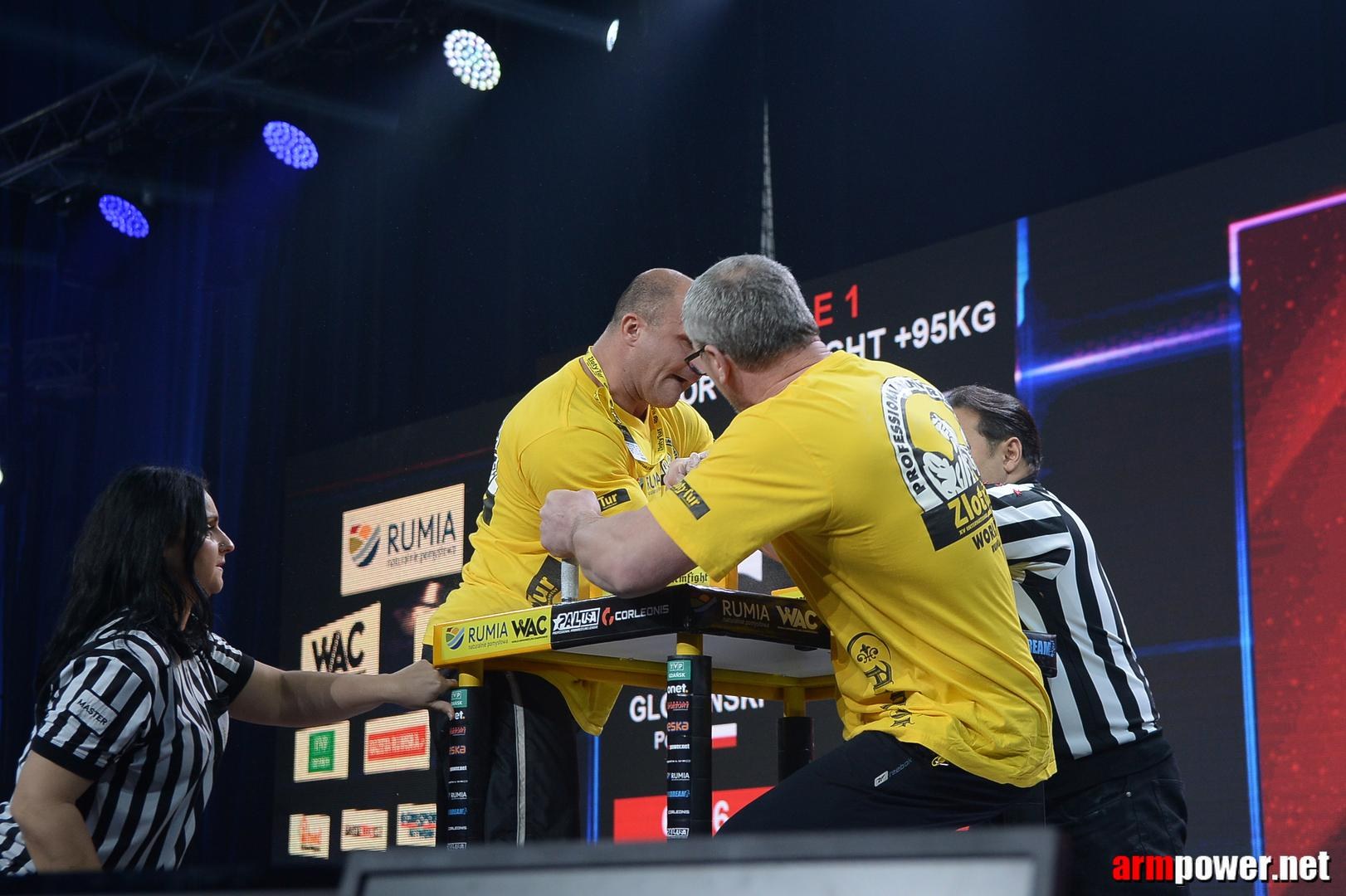 Zloty Tur 2015 By Mark Kazus Right Hand