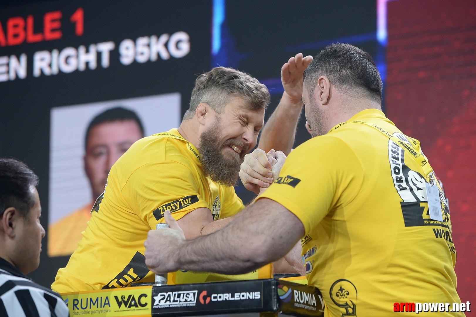 Zloty Tur 2015 By Mark Kazus Right Hand