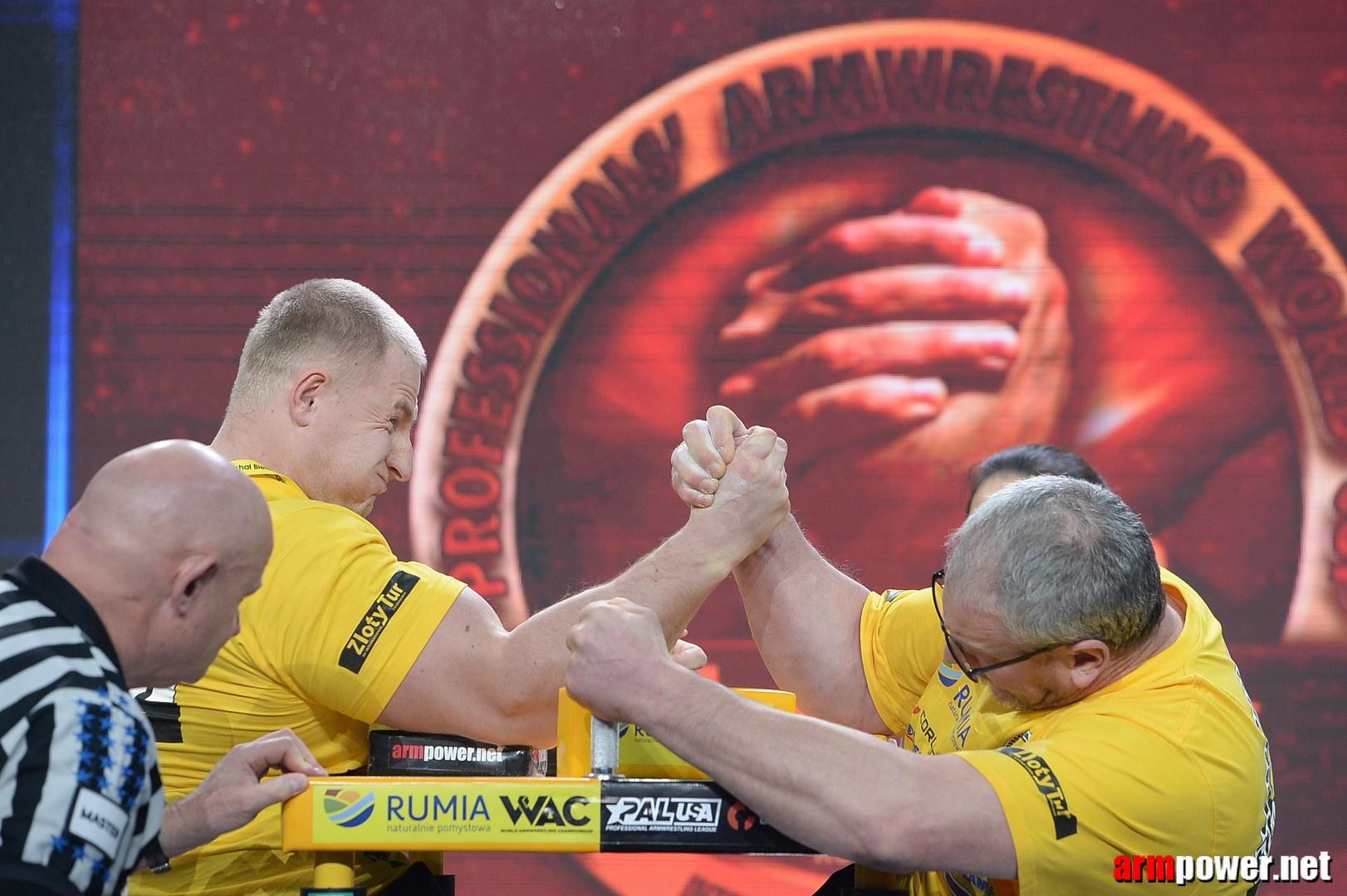 Zloty Tur 2015 By Mark Kazus Right Hand