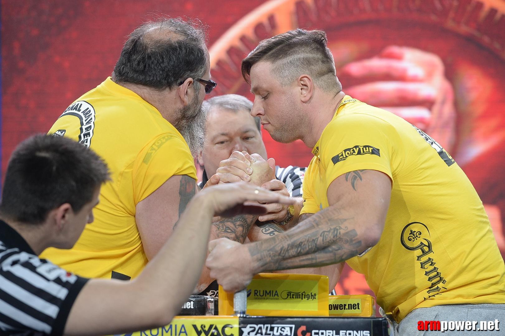 Zloty Tur 2015 By Mark Kazus Right Hand