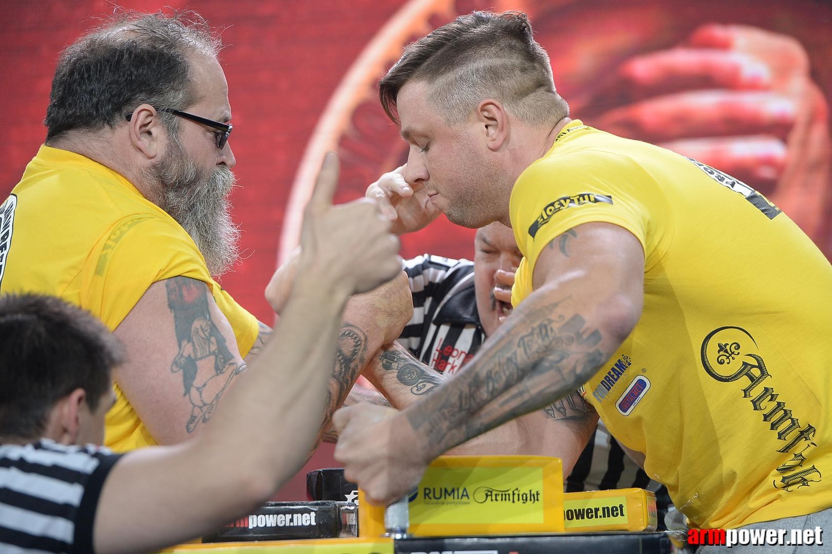 Zloty Tur 2015 By Mark Kazus Right Hand