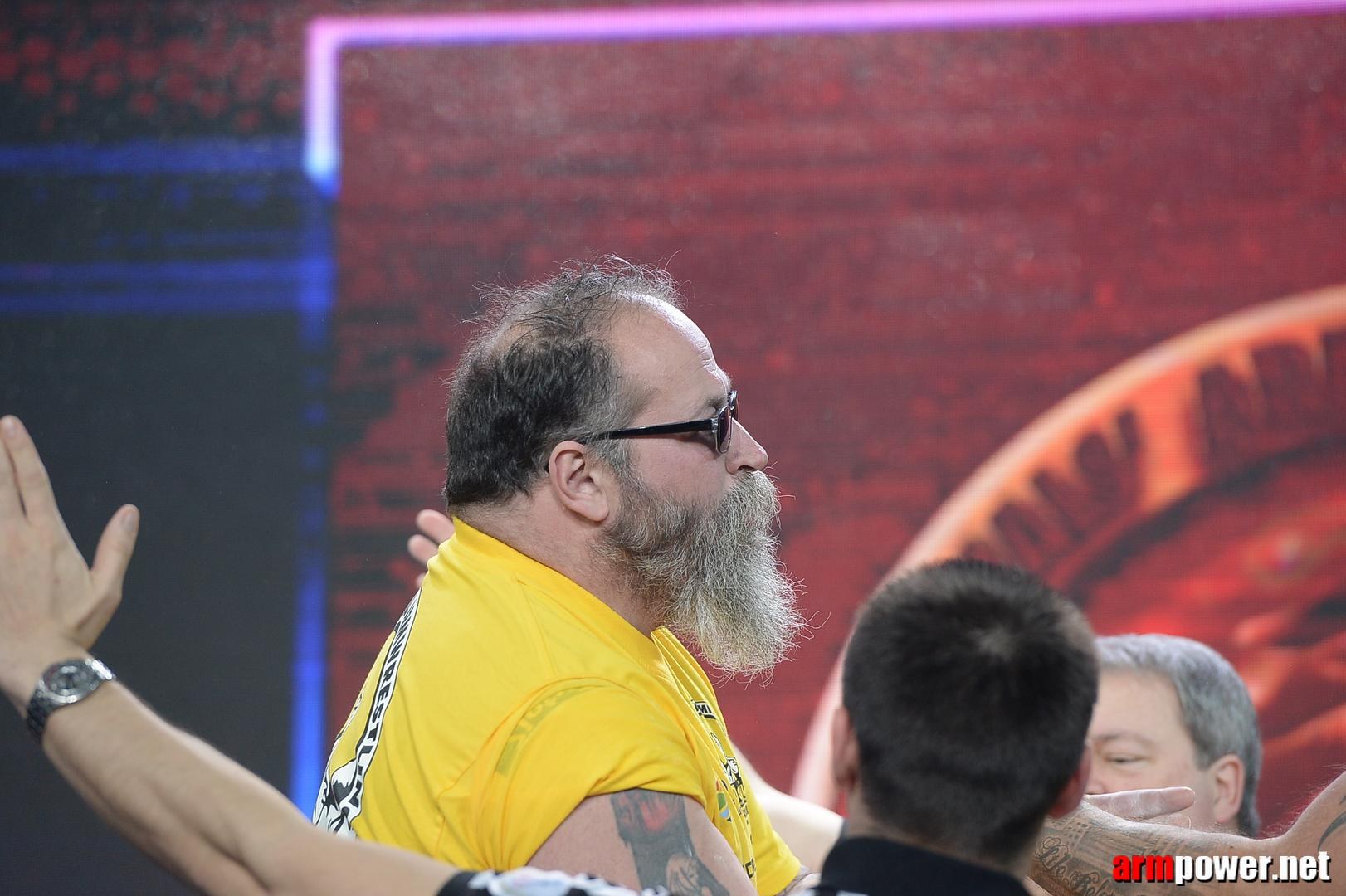 Zloty Tur 2015 By Mark Kazus Right Hand