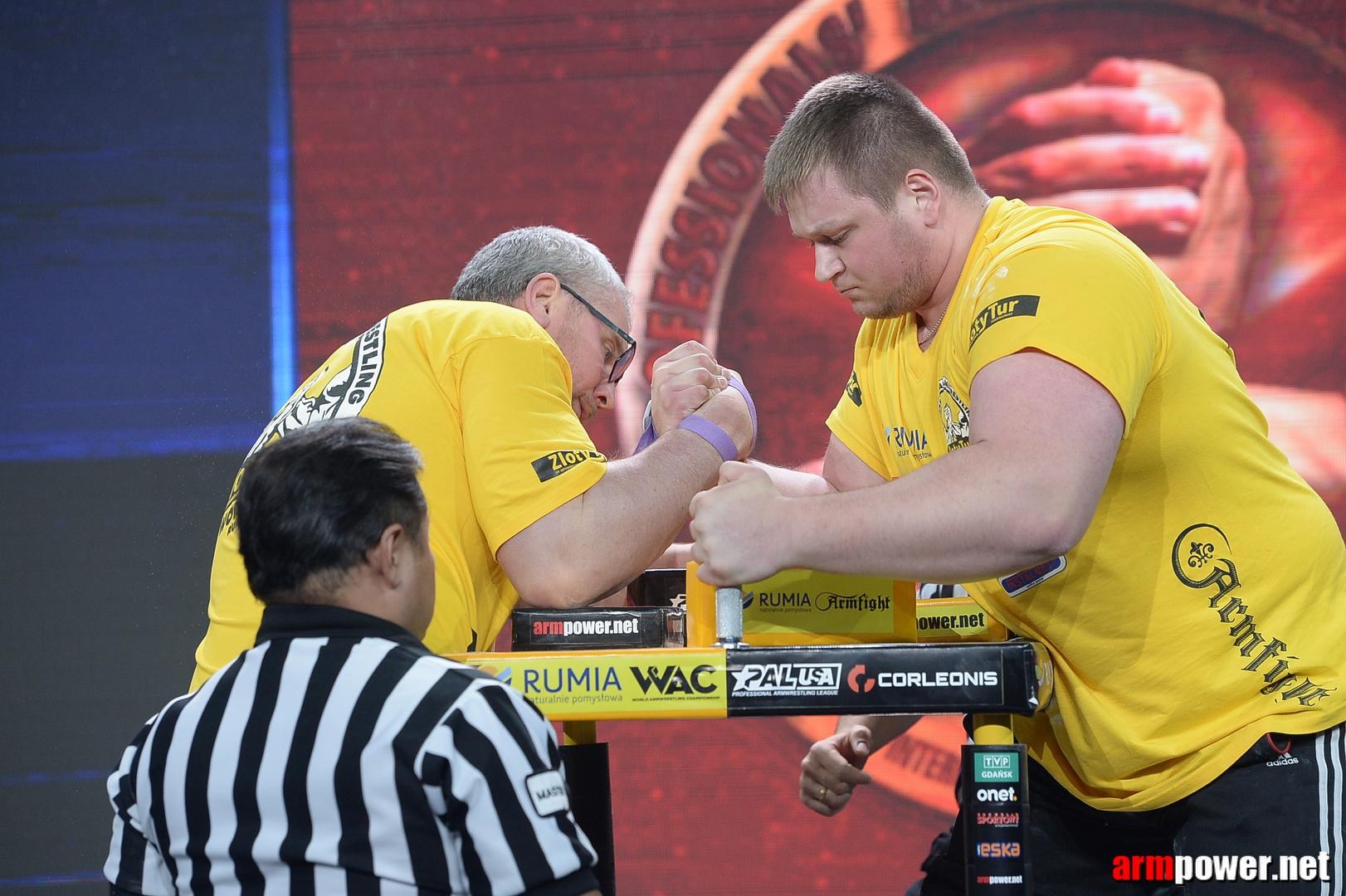 Zloty Tur 2015 By Mark Kazus Right Hand