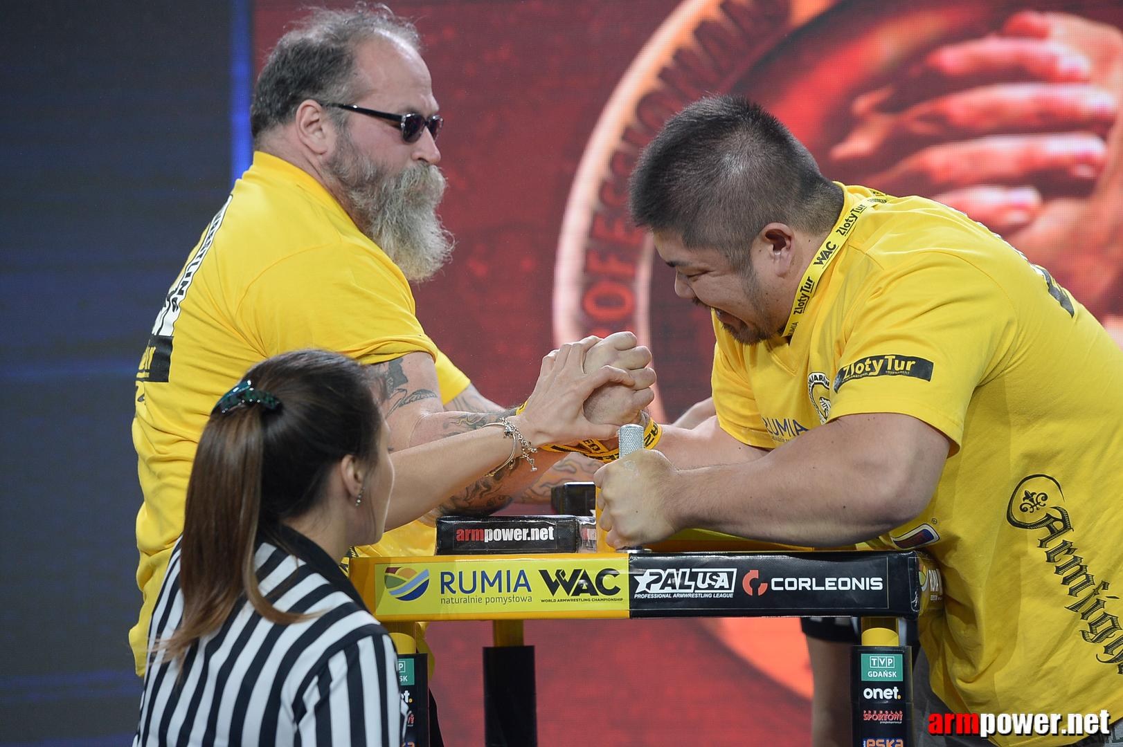 Zloty Tur 2015 By Mark Kazus Right Hand