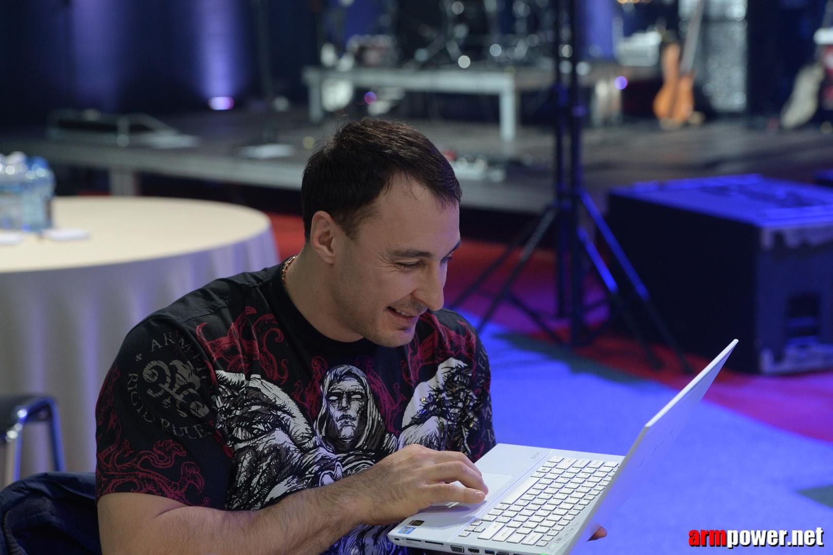 Zloty Tur 2015 By Mark Kazus Right Hand