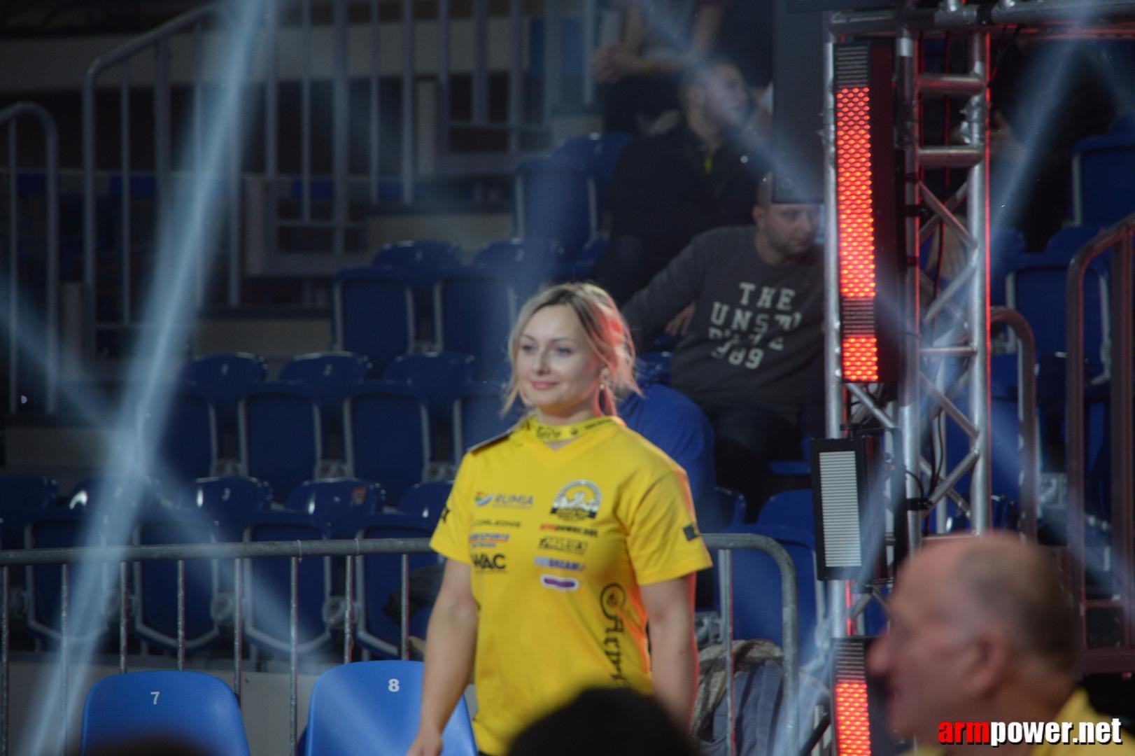 Zloty Tur 2015 By Mark Kazus Right Hand