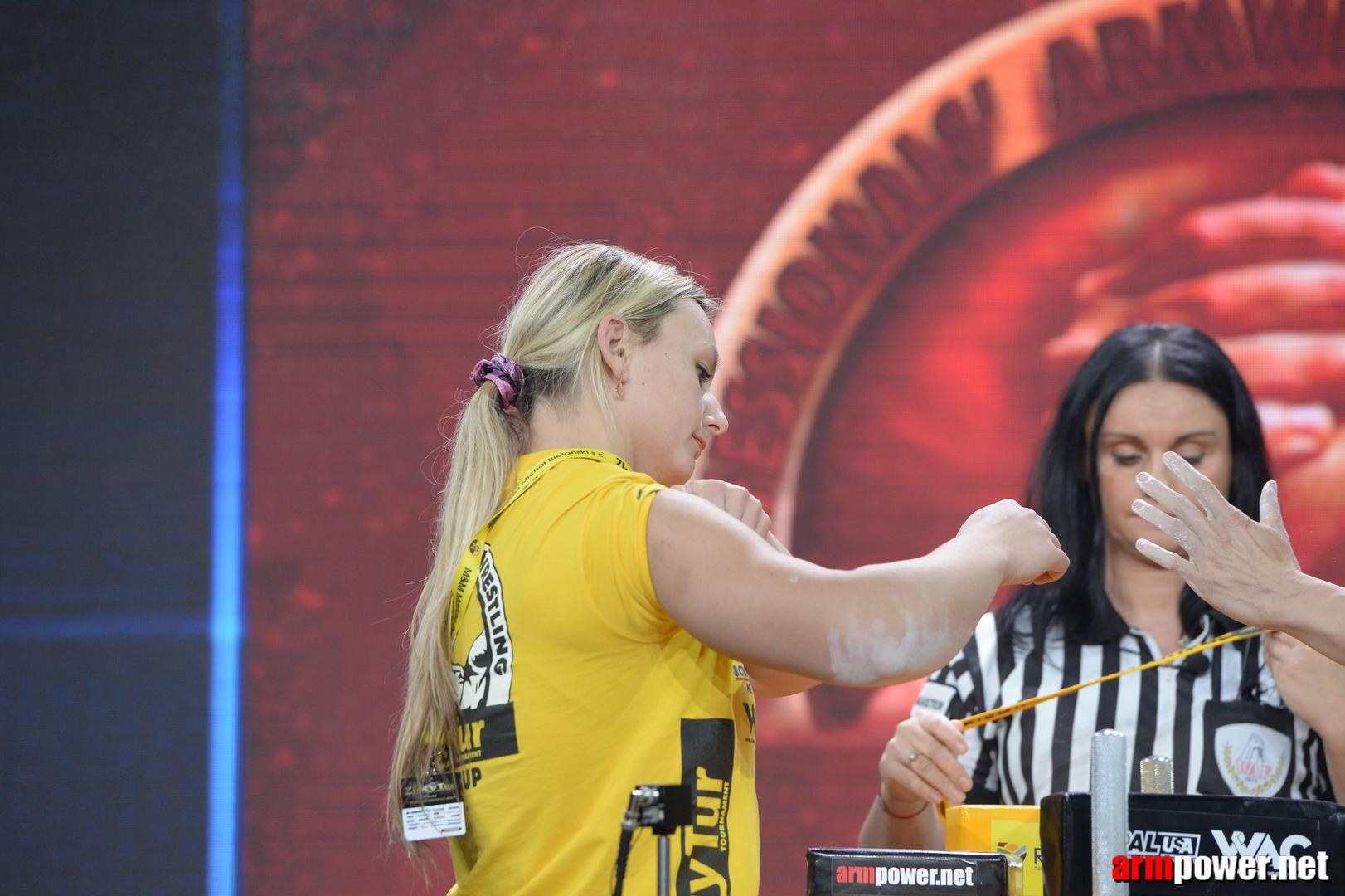 Zloty Tur 2015 By Mark Kazus Right Hand