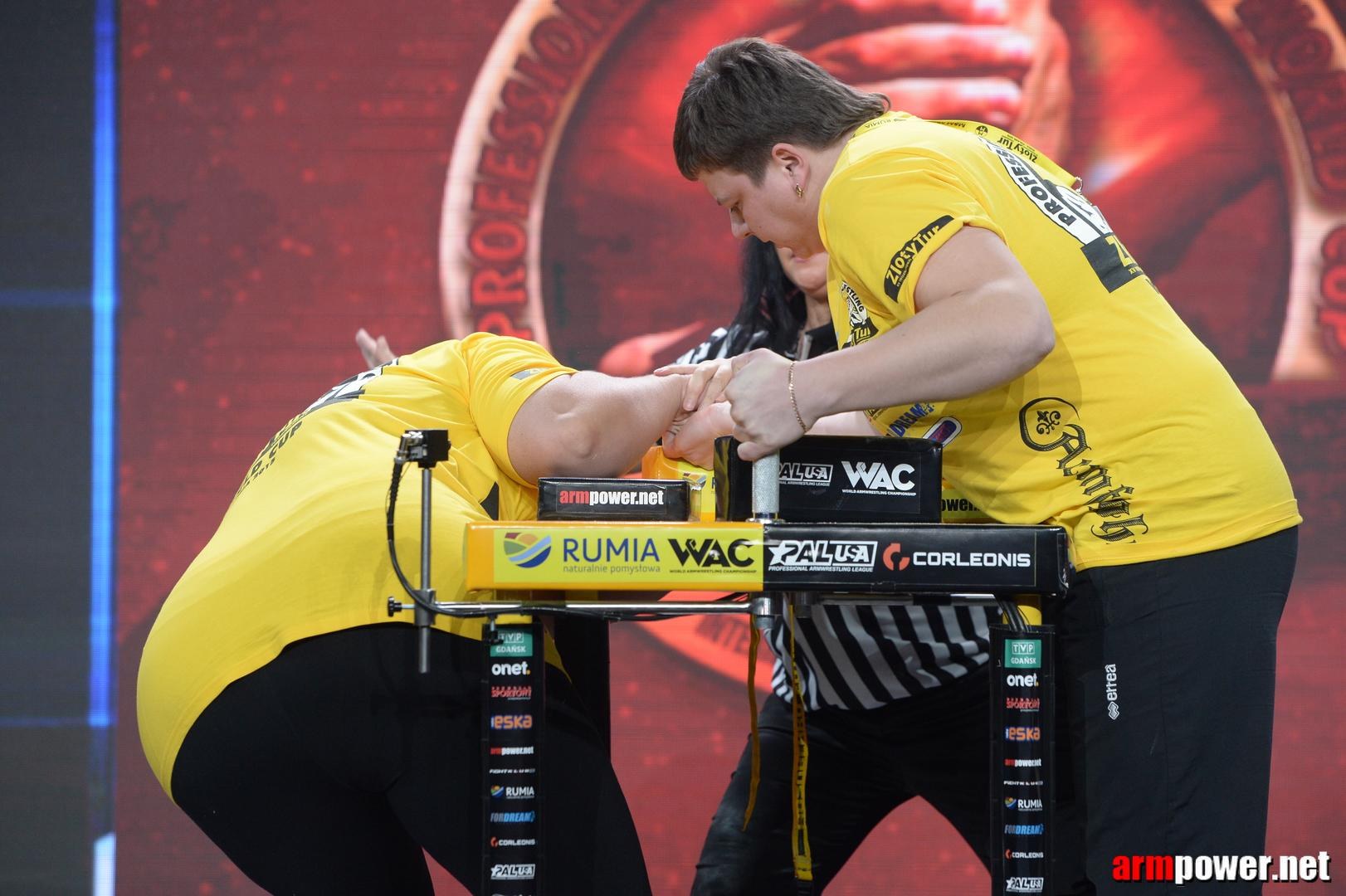 Zloty Tur 2015 By Mark Kazus Right Hand