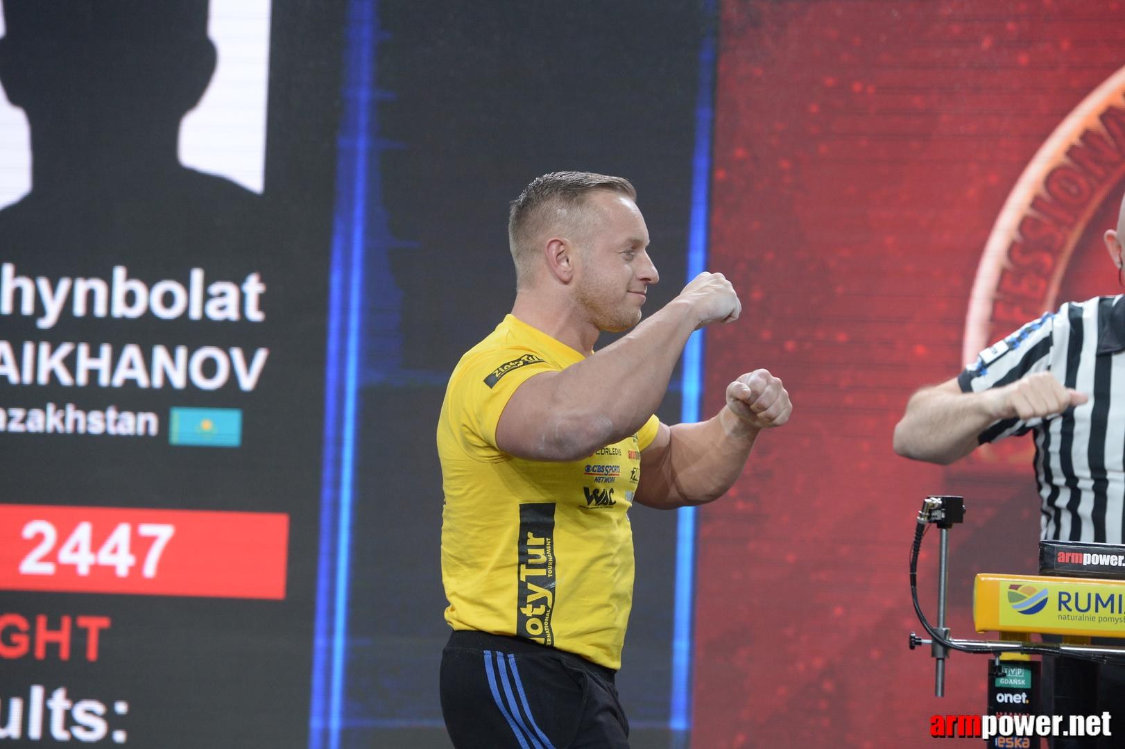 Zloty Tur 2015 By Mark Kazus Right Hand