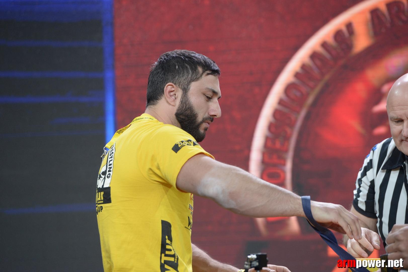 Zloty Tur 2015 By Mark Kazus Right Hand