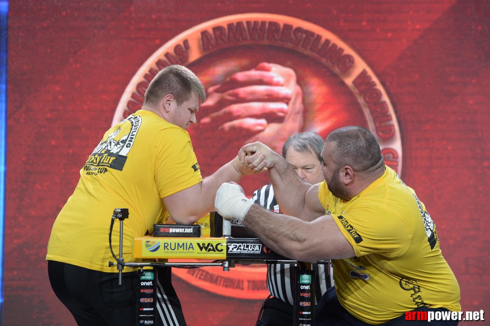 Zloty Tur 2015 By Mark Kazus Right Hand