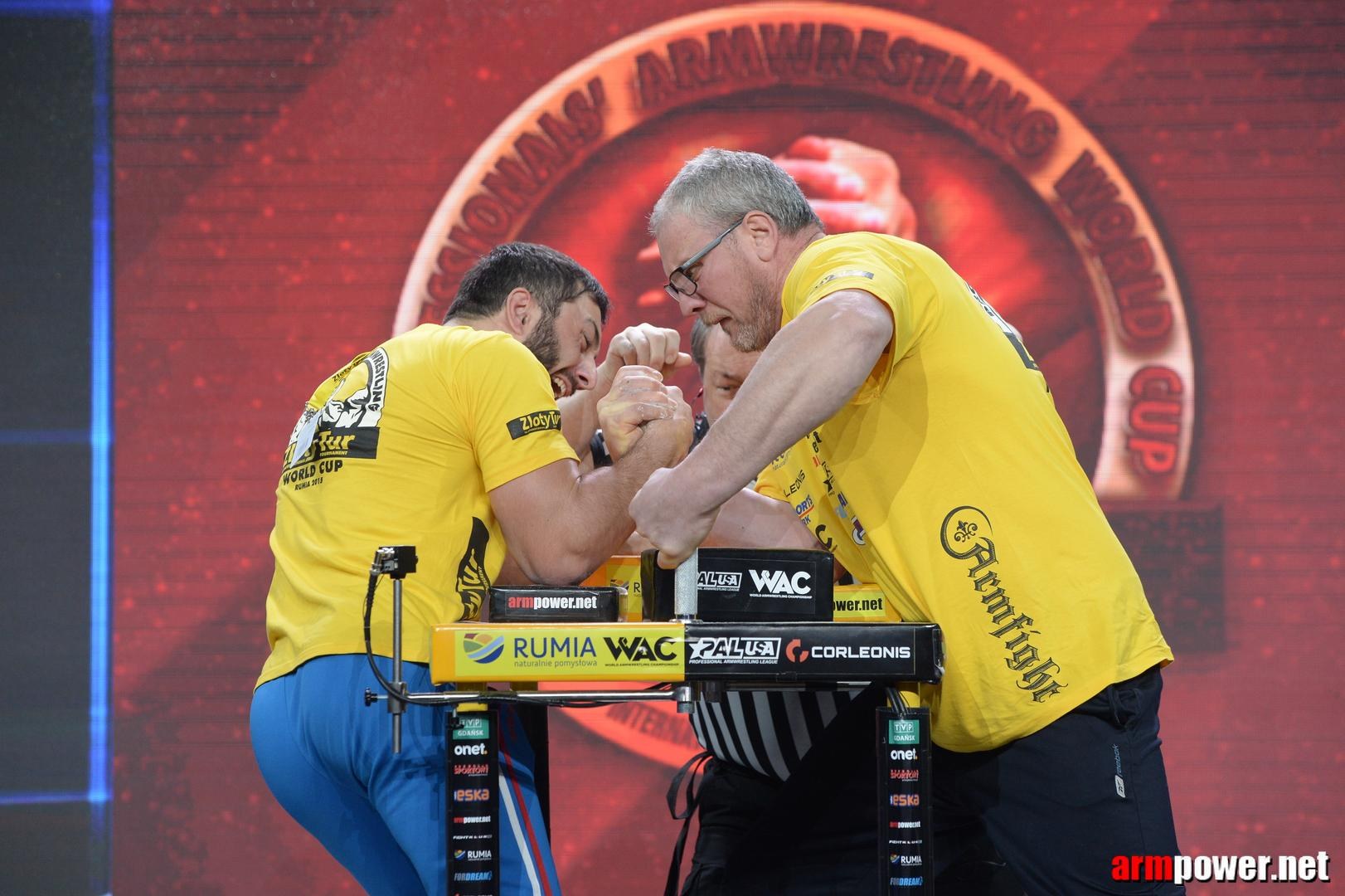 Zloty Tur 2015 By Mark Kazus Right Hand