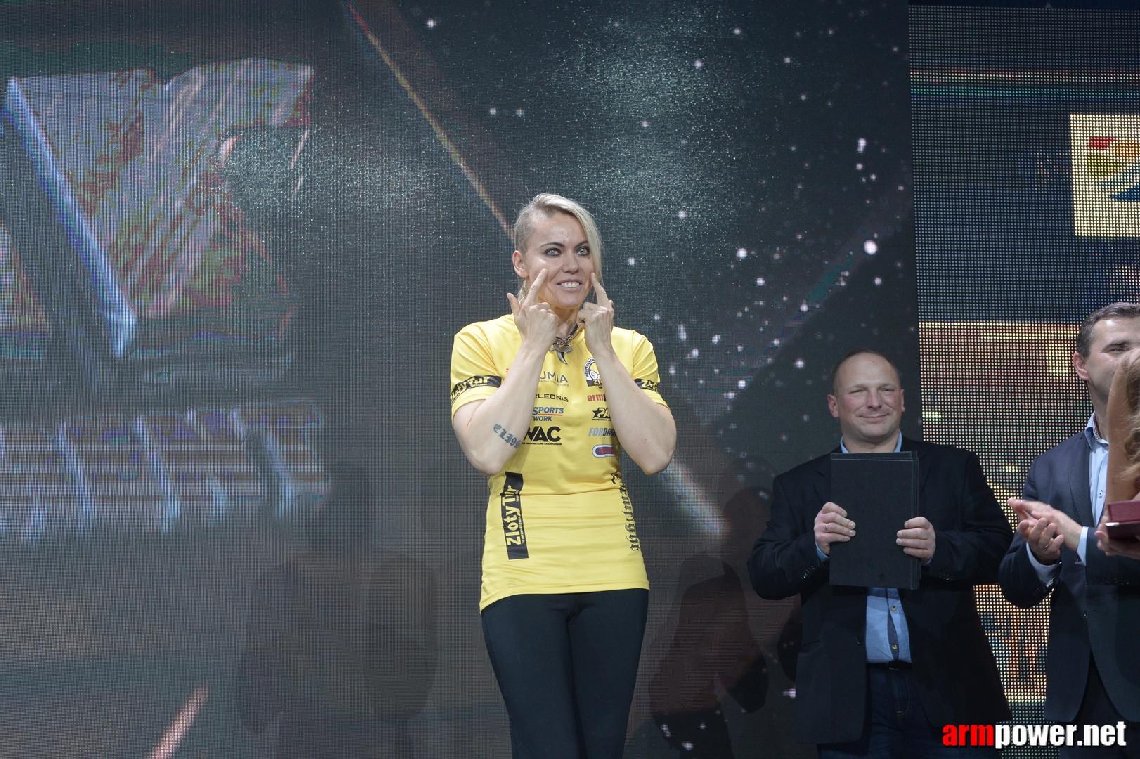 Zloty Tur 2015 By Mark Kazus Right Hand