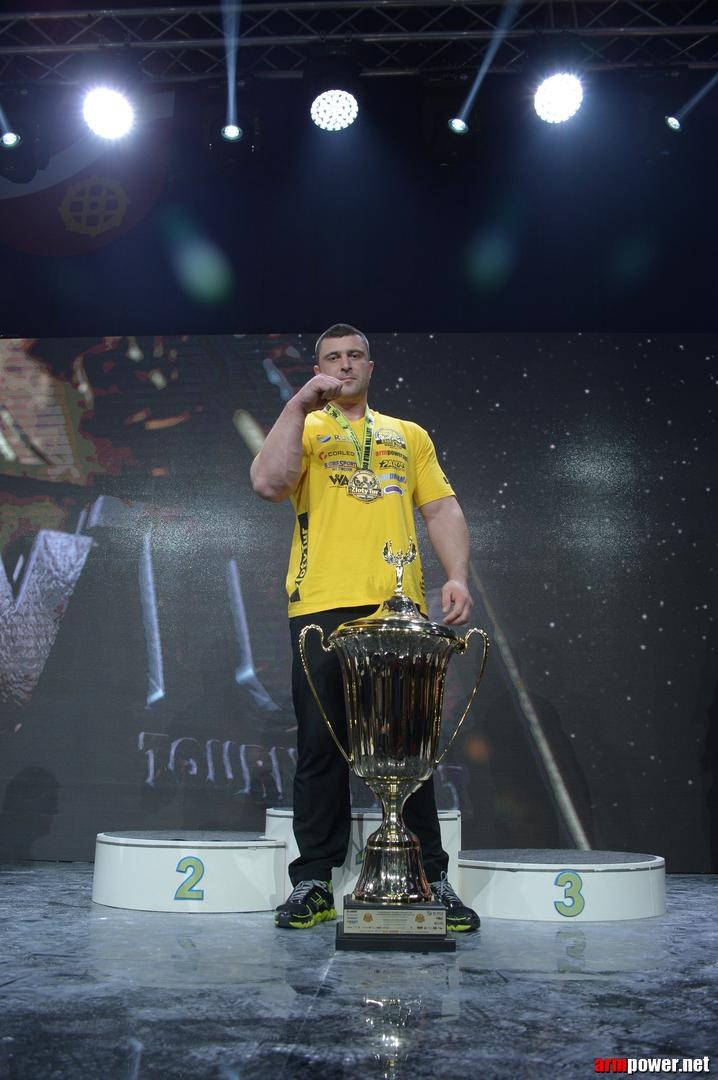 Zloty Tur 2015 By Mark Kazus Right Hand