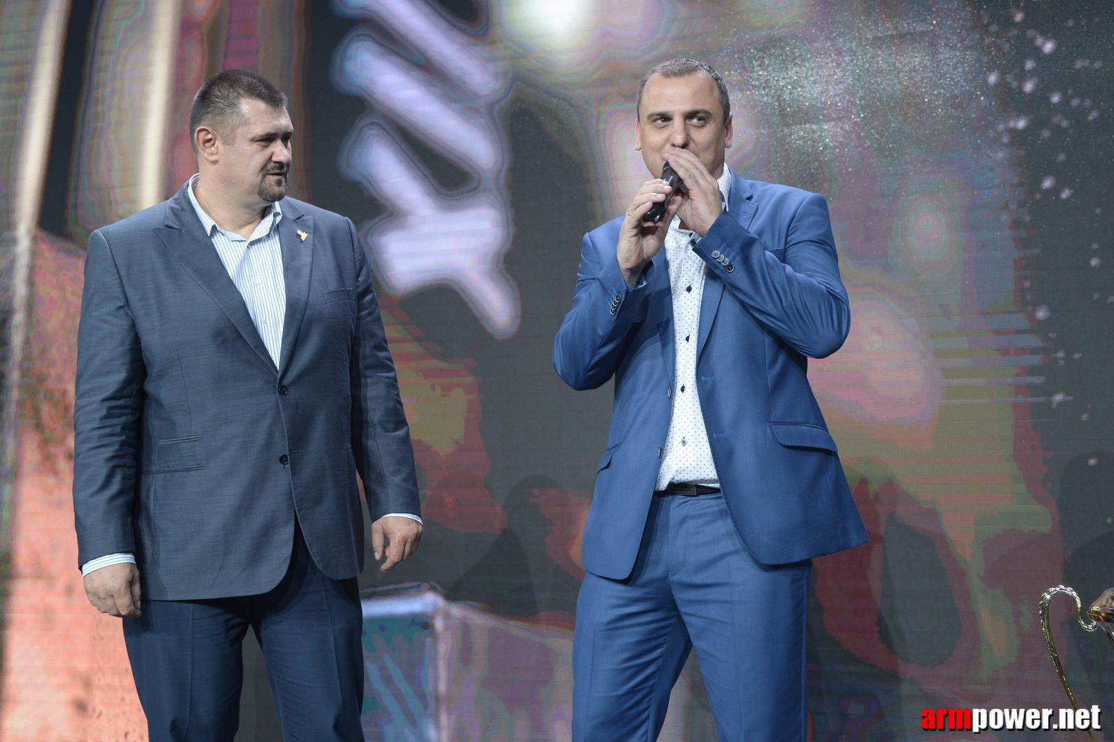 Zloty Tur 2015 By Mark Kazus Right Hand