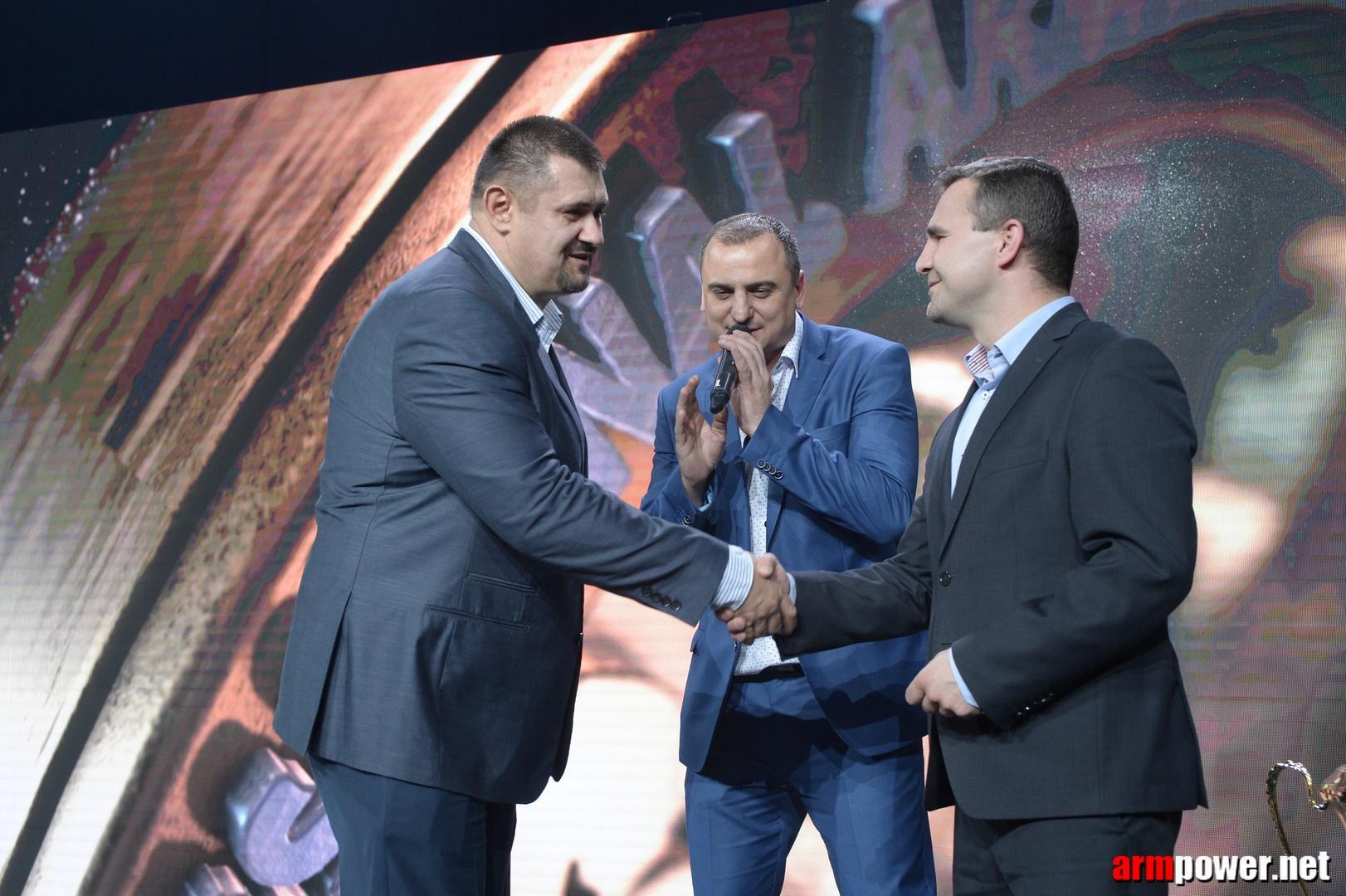 Zloty Tur 2015 By Mark Kazus Right Hand