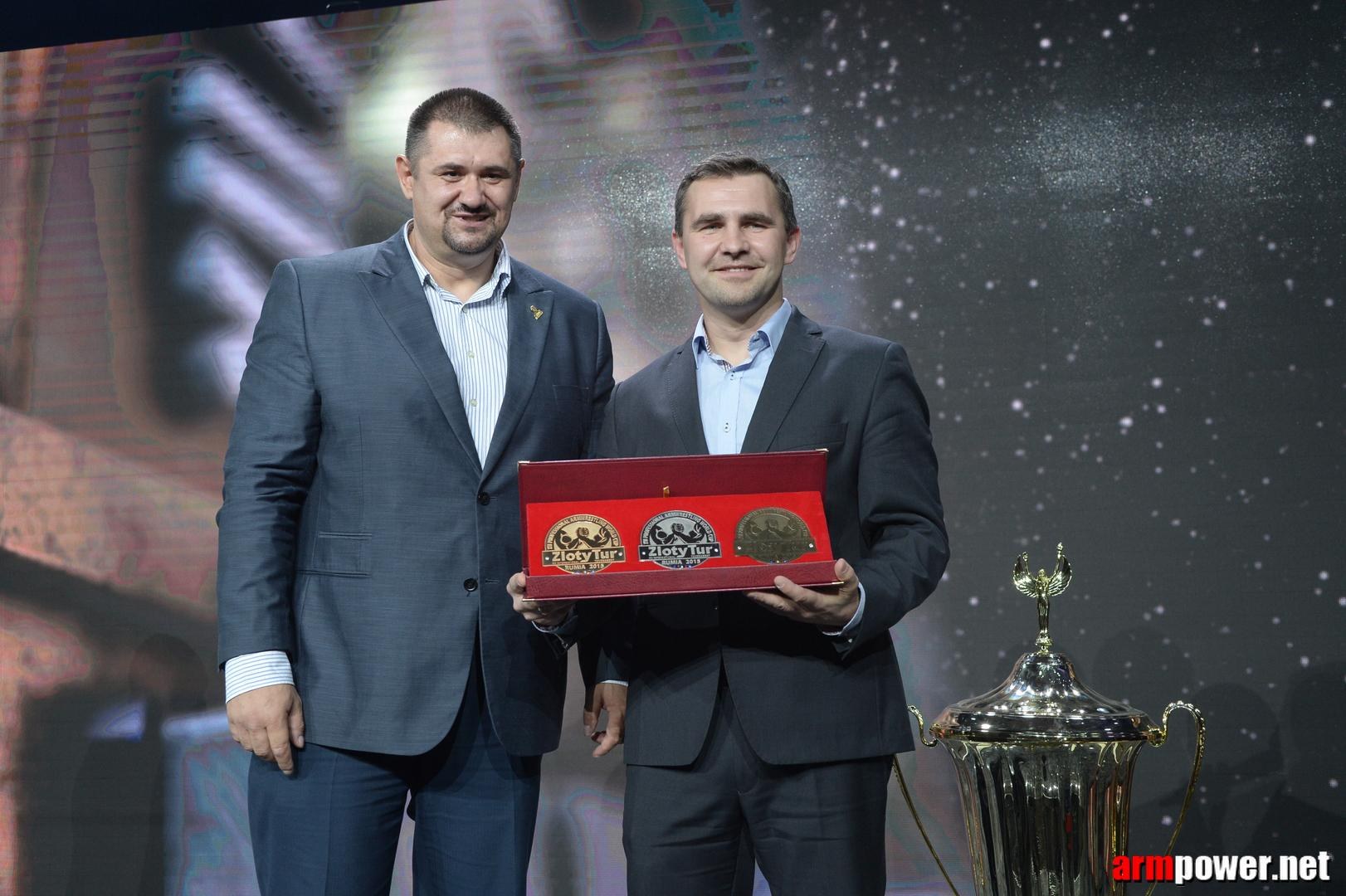 Zloty Tur 2015 By Mark Kazus Right Hand