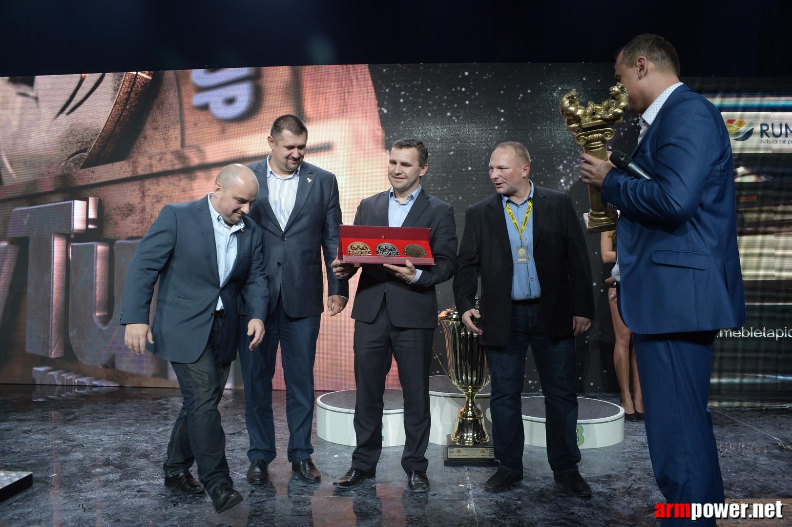 Zloty Tur 2015 By Mark Kazus Right Hand