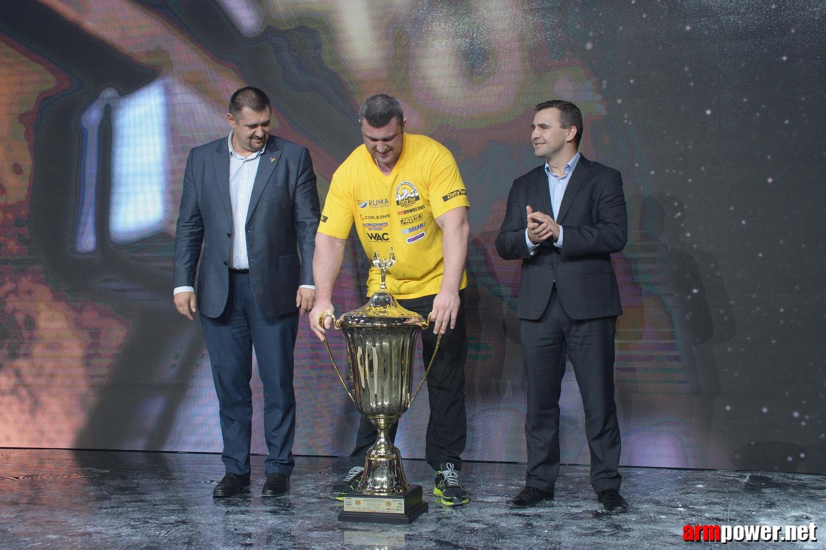 Zloty Tur 2015 By Mark Kazus Right Hand