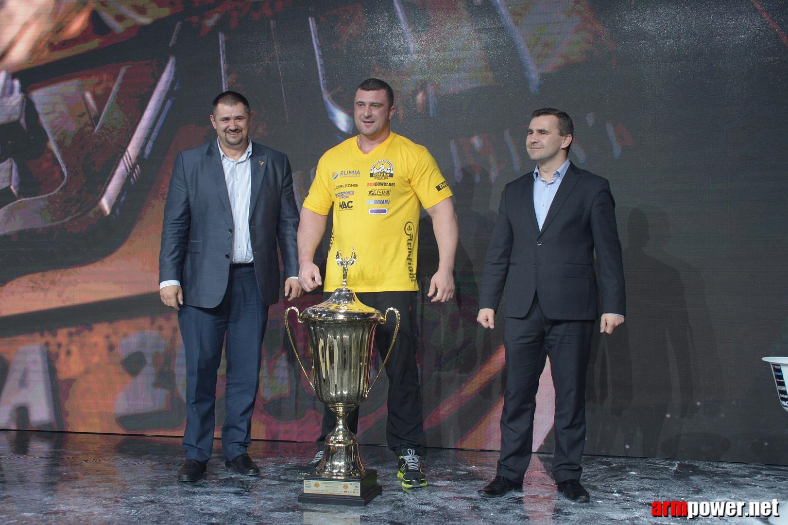 Zloty Tur 2015 By Mark Kazus Right Hand