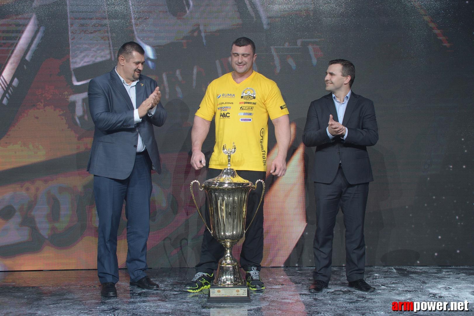 Zloty Tur 2015 By Mark Kazus Right Hand