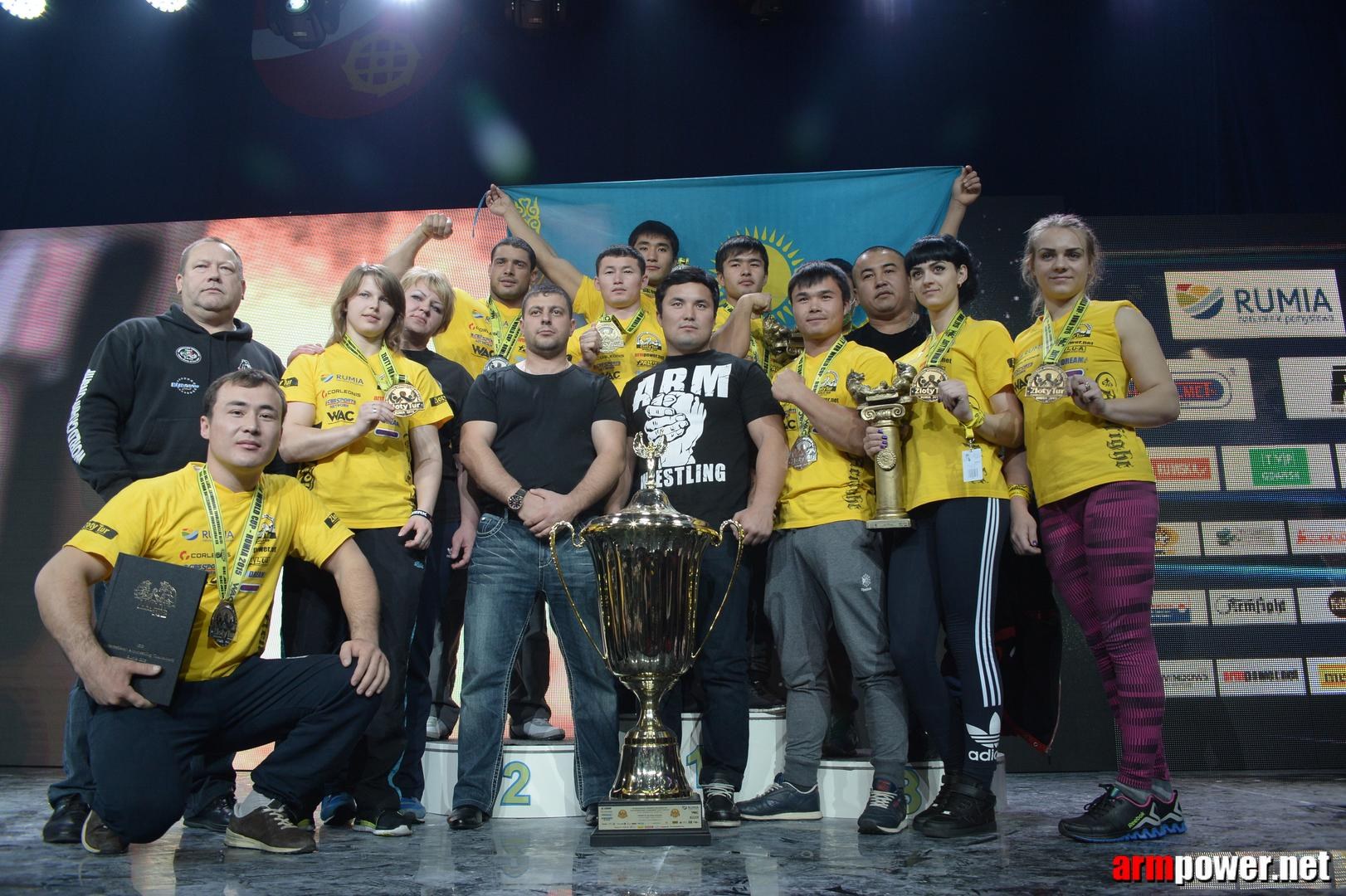 Zloty Tur 2015 By Mark Kazus Right Hand