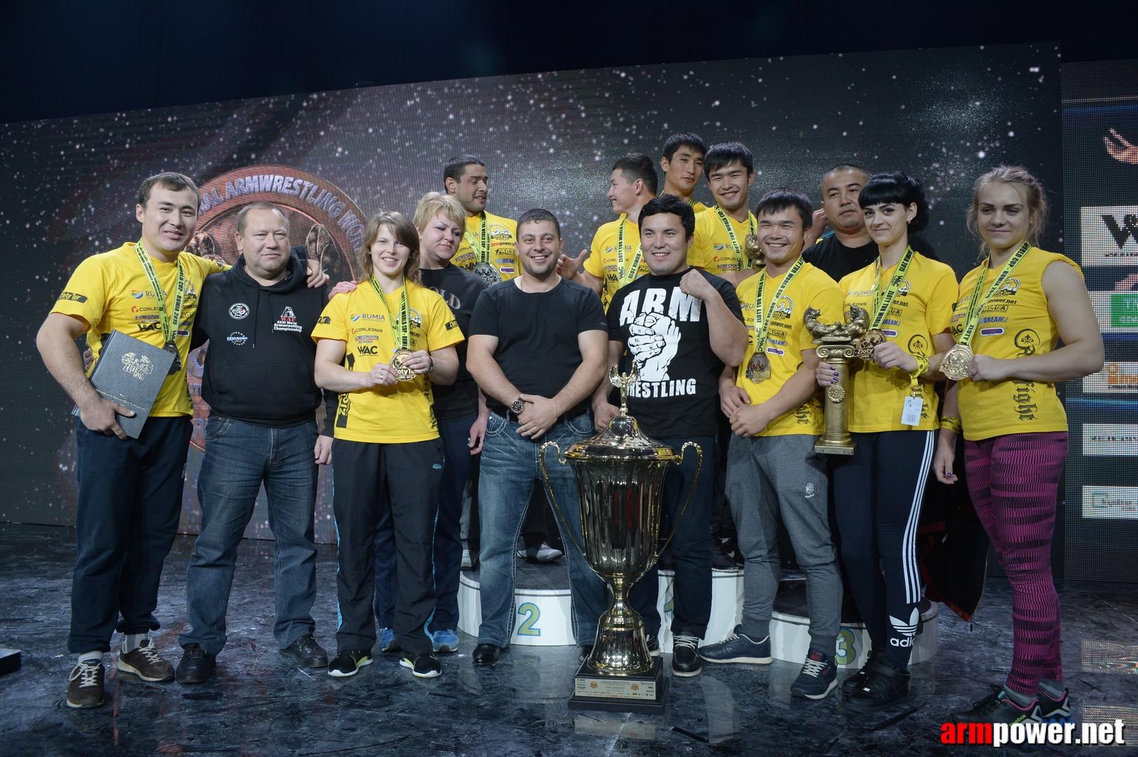 Zloty Tur 2015 By Mark Kazus Right Hand