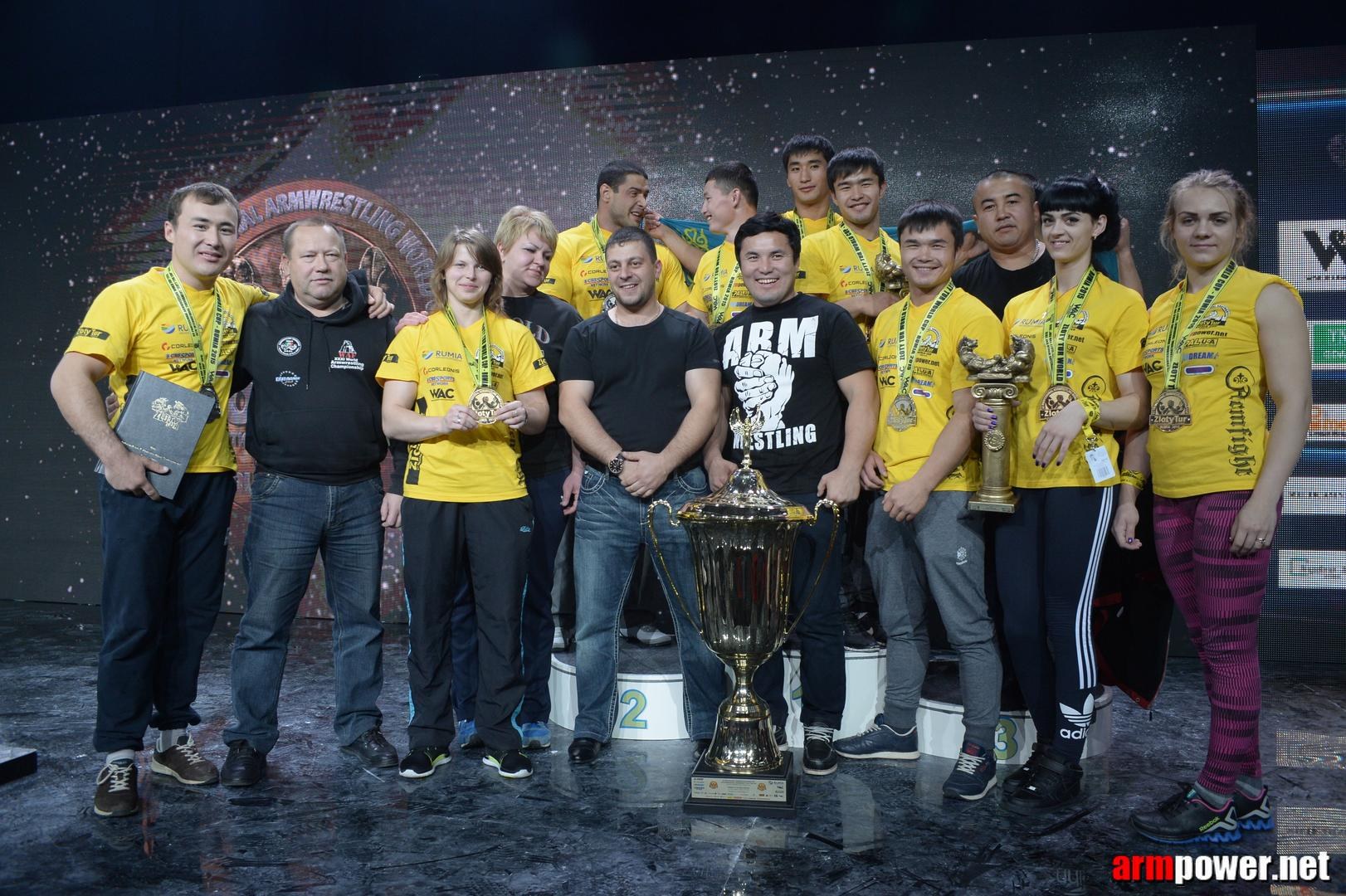 Zloty Tur 2015 By Mark Kazus Right Hand