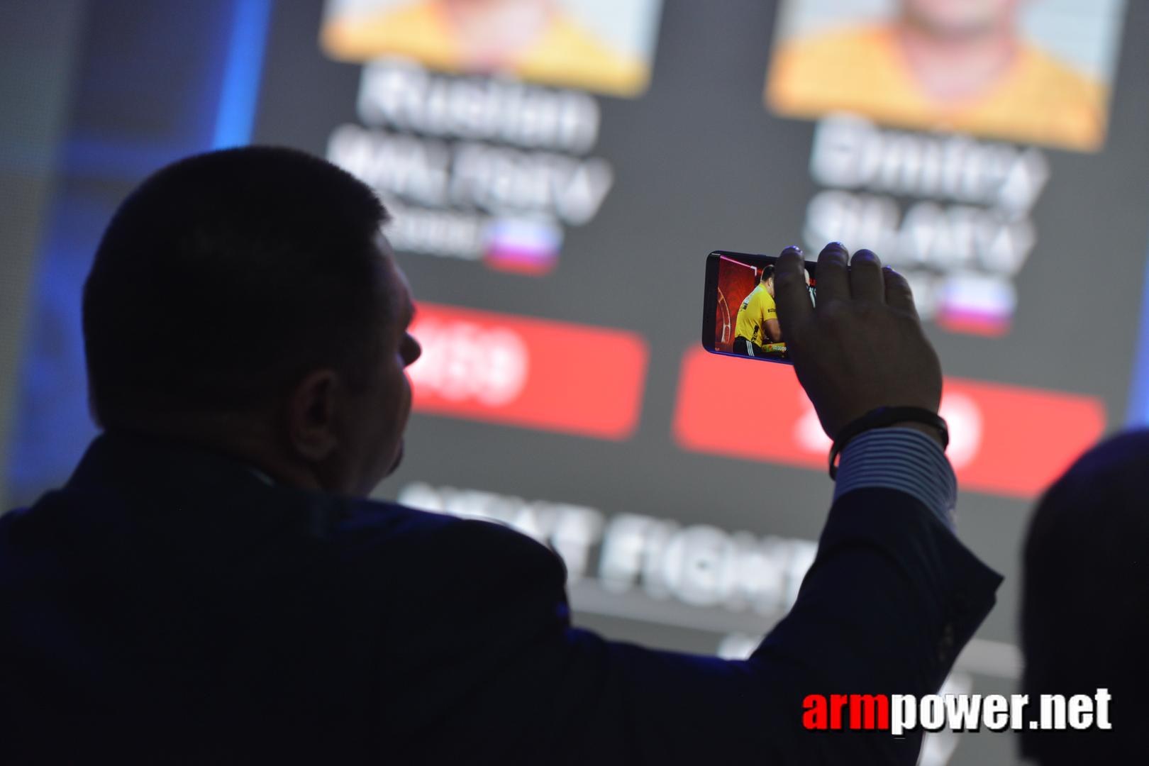 Zloty Tur 2015 Left Hand