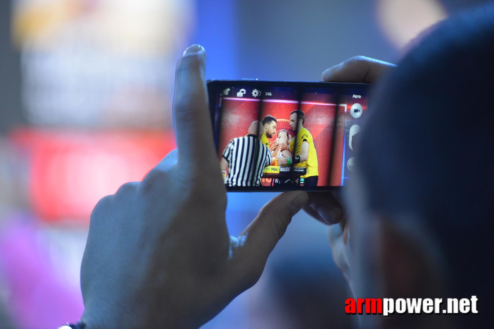 Zloty Tur 2015 Right Hand