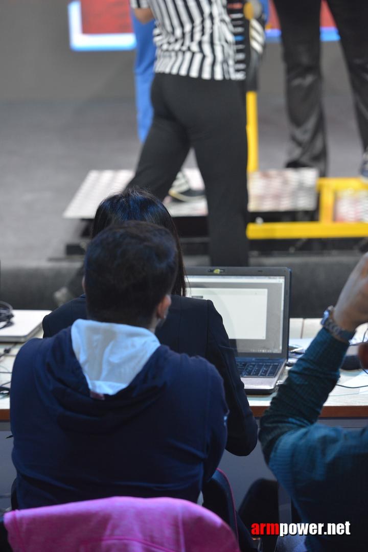 Zloty Tur 2015 Right Hand