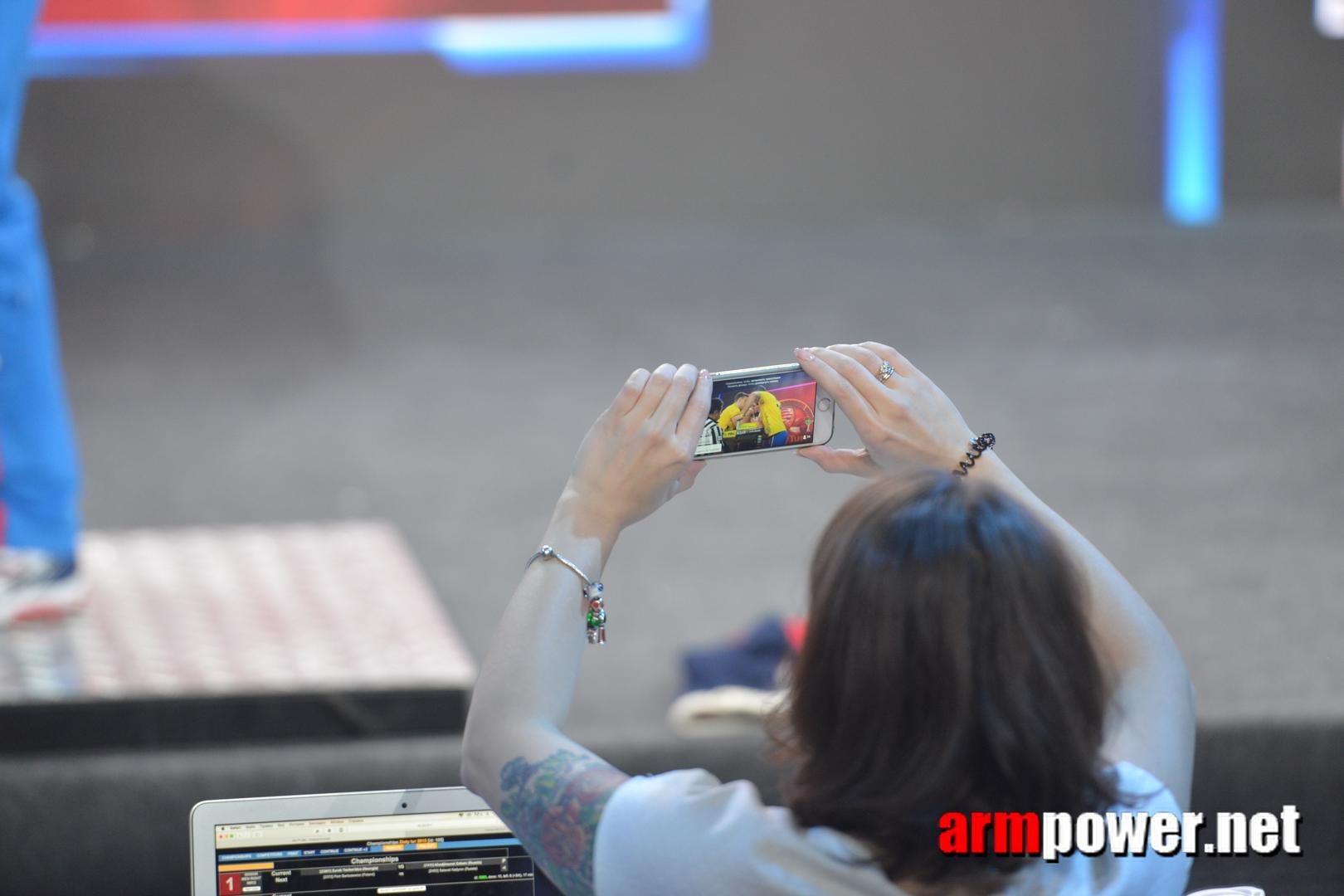 Zloty Tur 2015 Right Hand