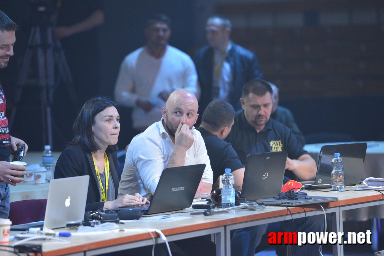 Zloty Tur 2015 Right Hand