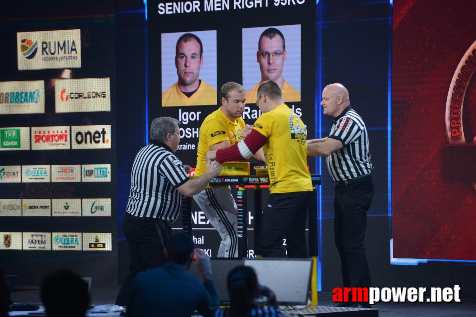 Zloty Tur 2015 Right Hand