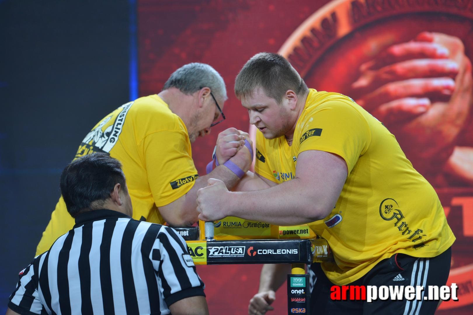 Zloty Tur 2015 Right Hand