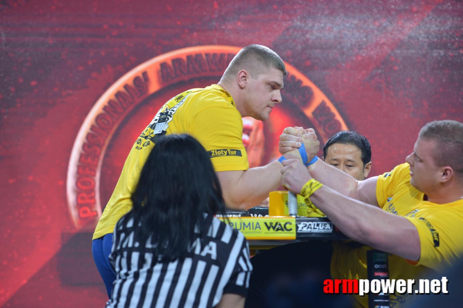 Zloty Tur 2015 Right Hand