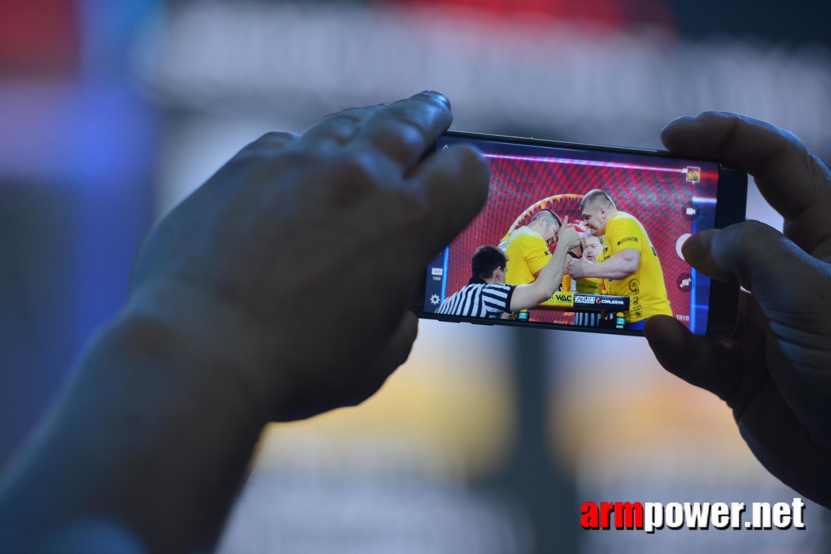 Zloty Tur 2015 Right Hand