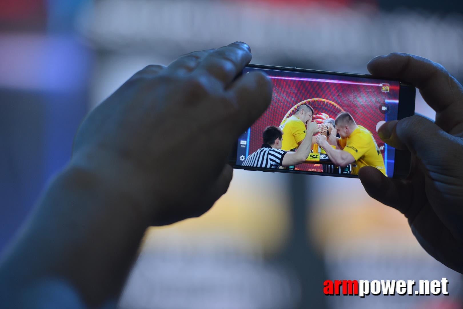 Zloty Tur 2015 Right Hand