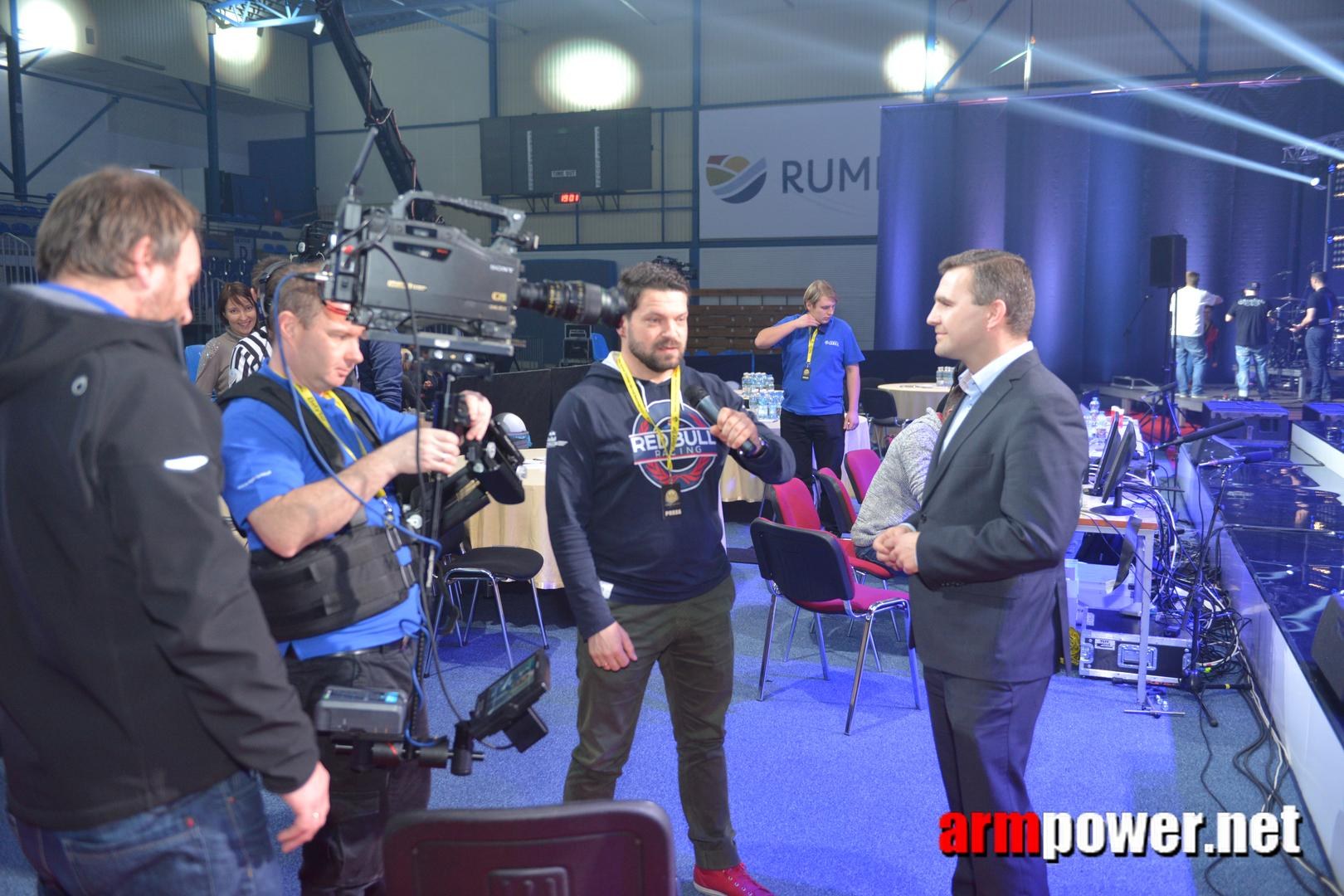 Zloty Tur 2015 Right Hand