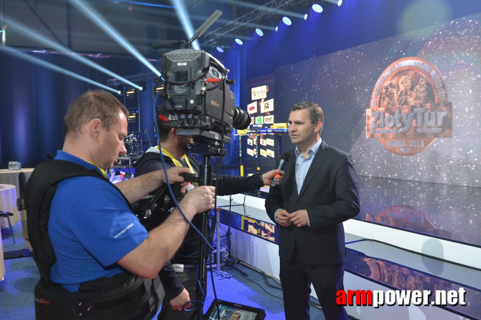 Zloty Tur 2015 Right Hand