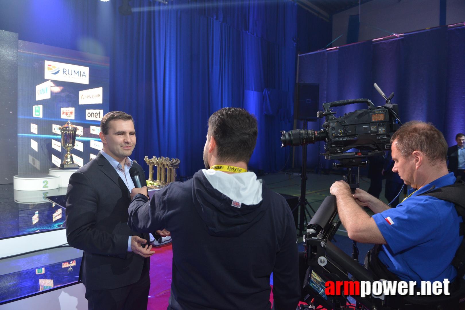 Zloty Tur 2015 Right Hand