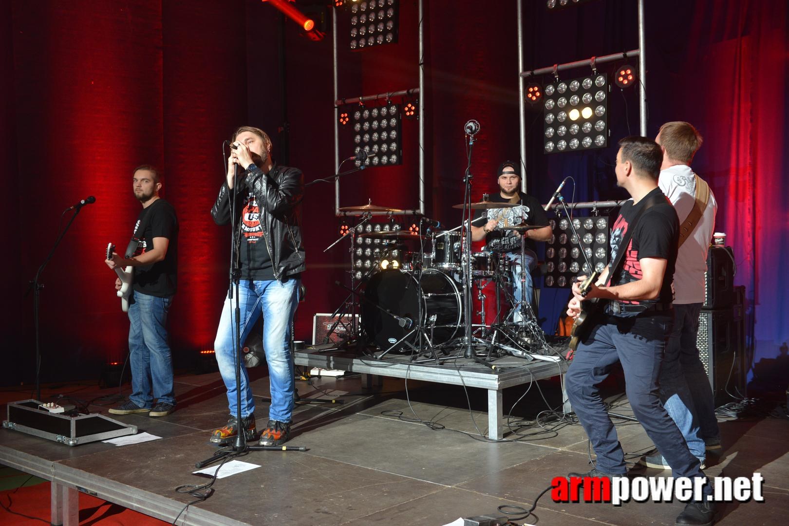 Zloty Tur 2015 Right Hand