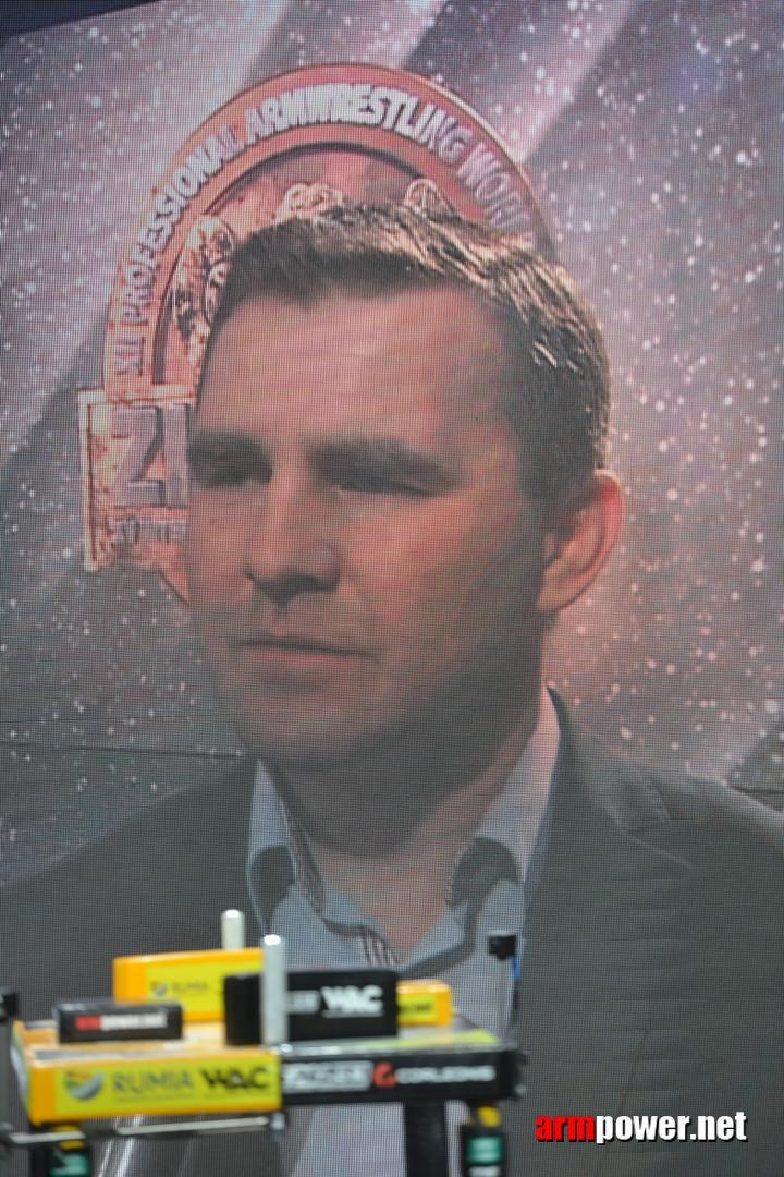 Zloty Tur 2015 Right Hand