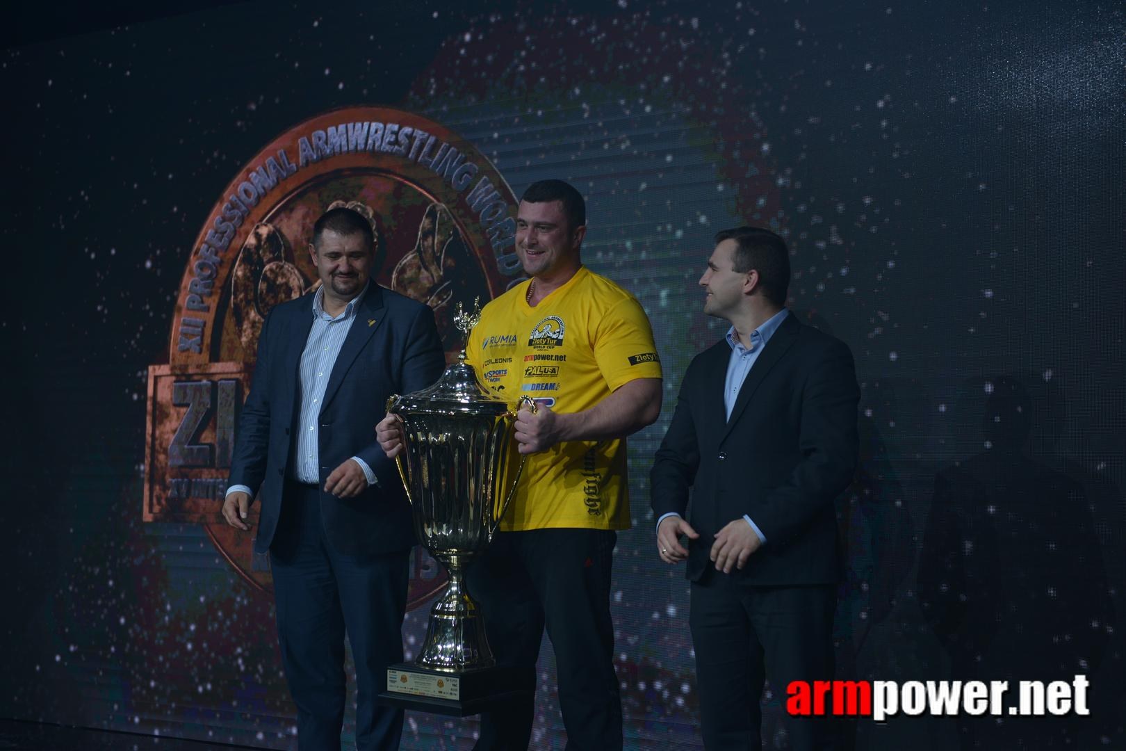 Zloty Tur 2015 Right Hand