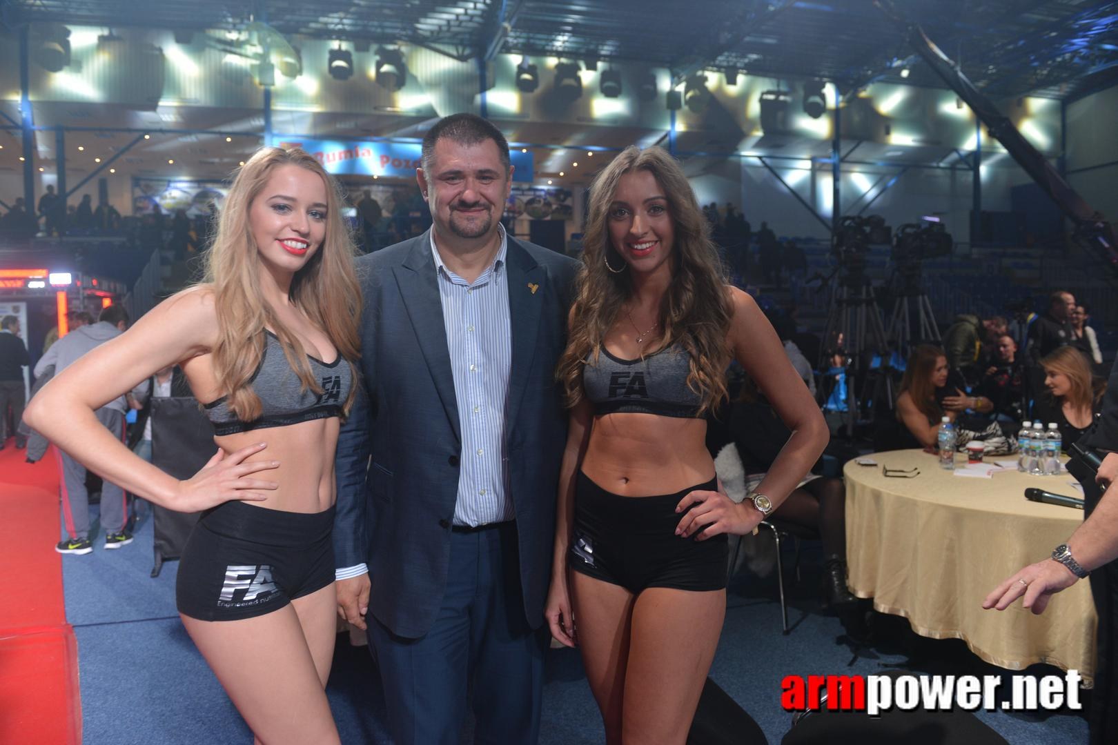 Zloty Tur 2015 Right Hand