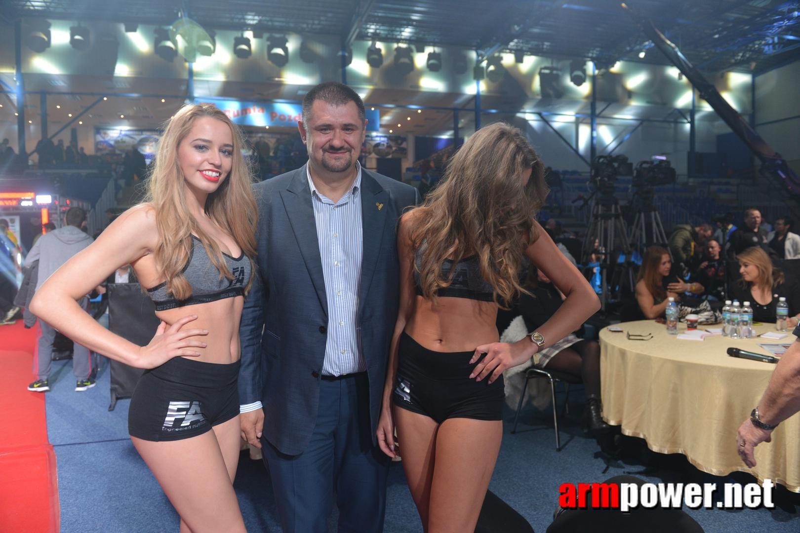 Zloty Tur 2015 Right Hand