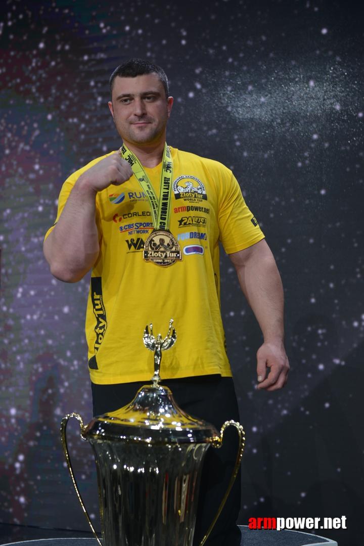 Zloty Tur 2015 Right Hand