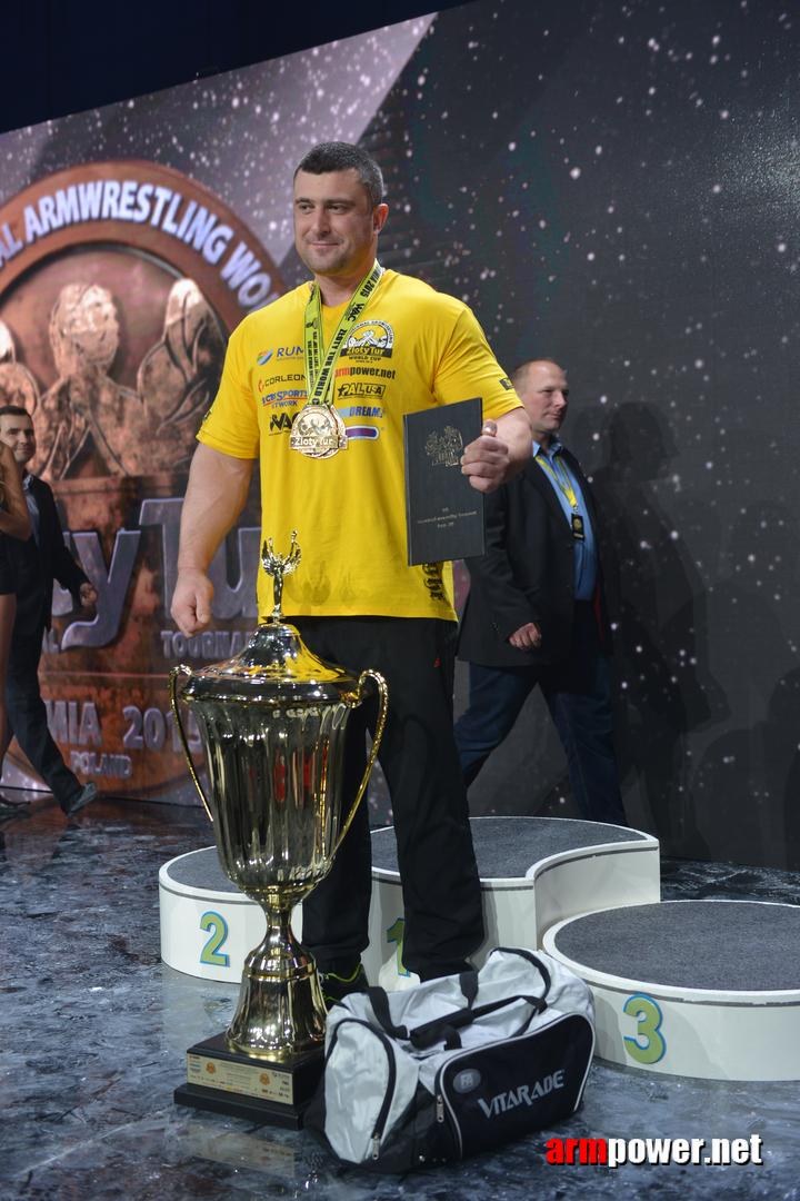 Zloty Tur 2015 Right Hand